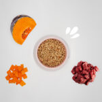 Crocchette taglia piccola Maiale, Curcuma e scaglie di Zucca